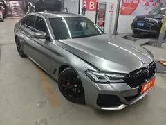2022 BMW 5 Series 530i Fashion M Sport Package — фото 8