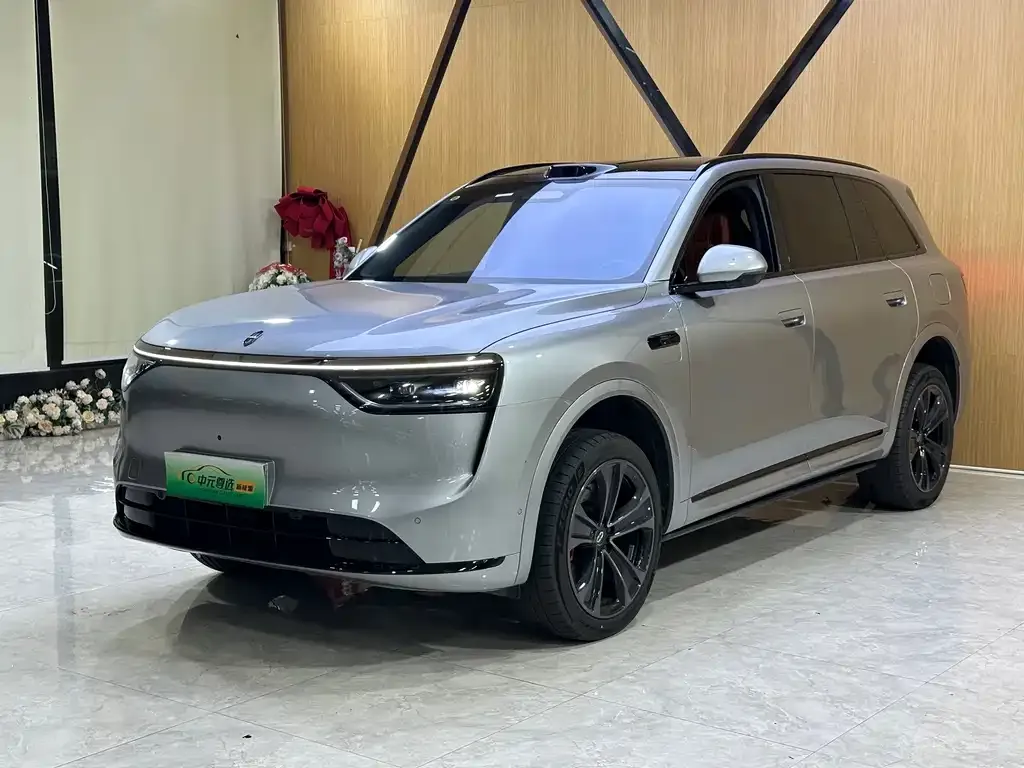 2025 Aito M8 EREV Ultra 53.4kWh 5-seat 192-line LiDAR