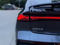 2022 Changan UNI-V 1.5T — фото 10