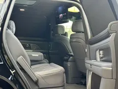 2026 Nio ES8 6-seat Executive Signature, чёрный — фото 12