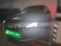 2023 Audi Q7 45 TFSI quattro S line Sport, чёрный — фото 1