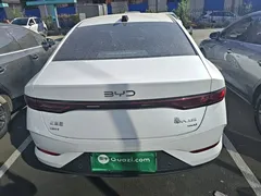 2025 BYD Qin PLUS DM-i PHEV 55km Exceed Smart Driving, белый — фото 6