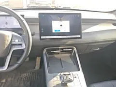 2025 BYD Qin PLUS DM-i PHEV 55km Exceed Smart Driving, белый — фото 13
