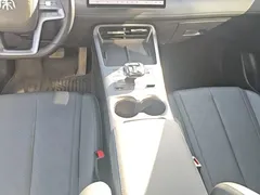 2025 BYD Qin PLUS DM-i PHEV 55km Exceed Smart Driving, белый — фото 14
