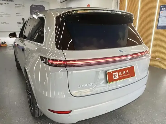 2025 Li Auto L9 Pro Smart Refresh