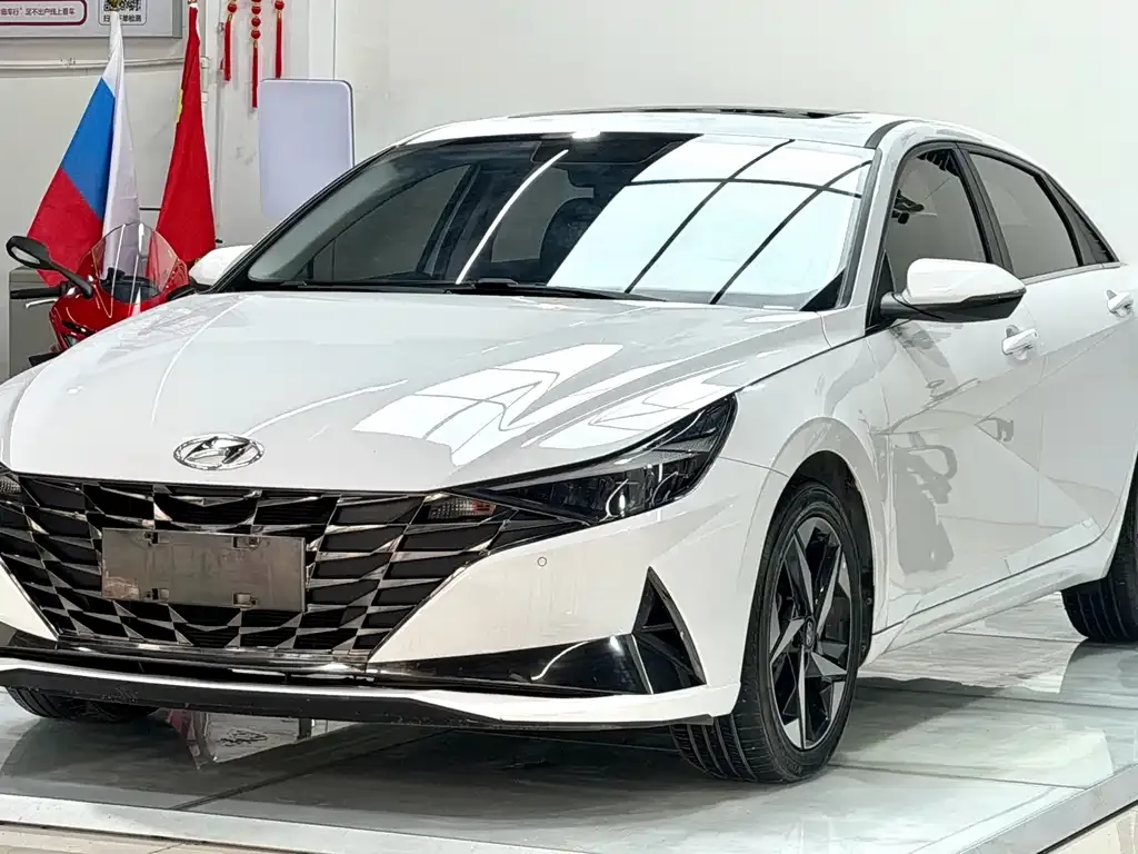 2021 Hyundai Elantra 1.5L CVT GLX Elite