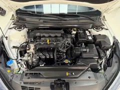 2021 Hyundai Elantra 1.5L CVT GLX Elite, белый — фото 16