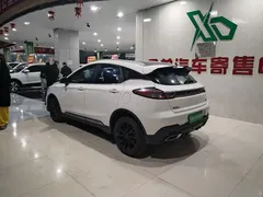 2021 Geely Emgrand S 1.4T CVT Premium, белый — фото 10