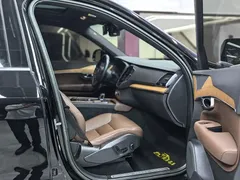 2022 Volvo XC90 7-seat, чёрный — фото 12