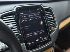 2022 Volvo XC90 7-seat, чёрный — фото 16