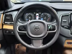2022 Volvo XC90 7-seat, чёрный — фото 26