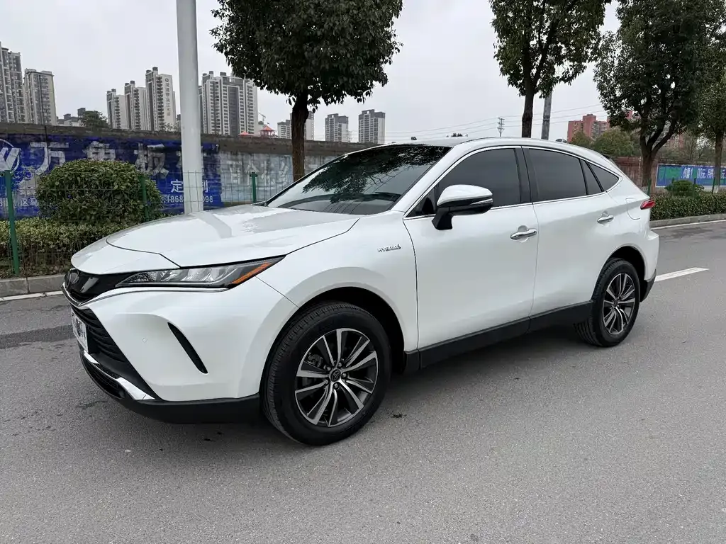 2023 Toyota Harrier Hybrid 2.5L CVT 2WD Luxury
