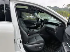 2023 Toyota Harrier Hybrid 2.5L CVT 2WD Luxury, белый — фото 6