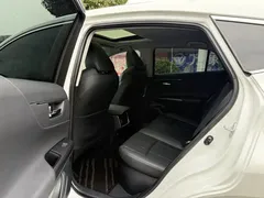 2023 Toyota Harrier Hybrid 2.5L CVT 2WD Luxury, белый — фото 7