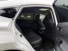 2023 Toyota Harrier Hybrid 2.5L CVT 2WD Luxury, белый — фото 9