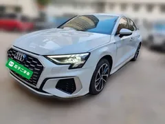 2022 Audi A3L Limousine 35 TFSI Sport, белый — фото 1