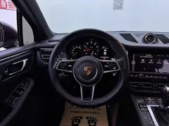 2021 Porsche Macan 2.0T — фото 9