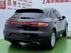 2021 Porsche Macan 2.0T — фото 23