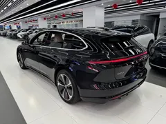 2025 Nio ET5T 75kWh Touring, чёрный — фото 5