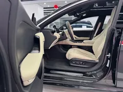 2025 Nio ET5T 75kWh Touring, чёрный — фото 10