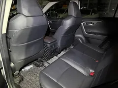 2022 Toyota RAV4 2.0L CVT 2WD Fashion, белый — фото 6