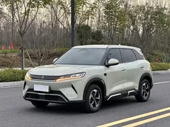 2025 BYD Yuan UP Smart Driving 401km Leading, белый — фото 1