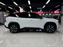 2023 Geely Atlas L 1.5TD DCT Premium, белый — фото 8