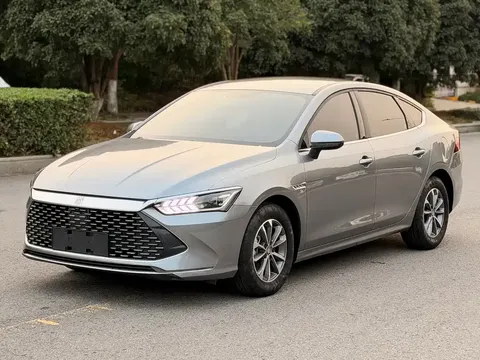 2024 BYD Qin PLUS Honor DM-i PHEV 55km Leading