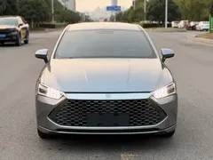 2024 BYD Qin PLUS Honor DM-i PHEV 55km Leading — фото 2