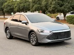 2024 BYD Qin PLUS Honor DM-i PHEV 55km Leading — фото 3