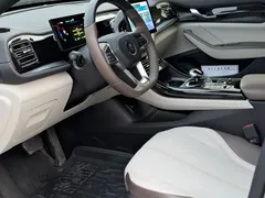 2024 BYD Qin PLUS Honor DM-i PHEV 55km Leading — фото 5