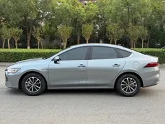 2024 BYD Qin PLUS Honor DM-i PHEV 55km Leading — фото 11