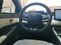 2025 BYD Qin PLUS DM-i PHEV Smart Driving 55km Leading, белый — фото 6