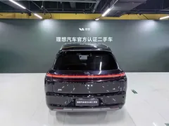 2025 Li Auto L8 Smart Refresh, чёрный — фото 10
