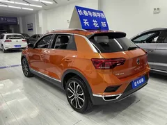 2021 Volkswagen T-Roc 280TSI DSG 2WD Comfort Smart Connect 30th Anniversary — фото 16