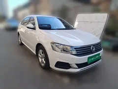 2019 Volkswagen Lavida Qihang 1.5L MT Fashion China VI, белый — фото 3
