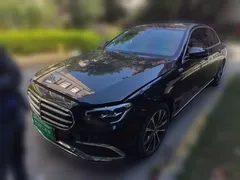 2023 Mercedes-Benz E-Class E 350 e L PHEV Sedan, чёрный — фото 1
