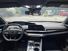 2022 Changan UNI-V 1.5T Sport — фото 4