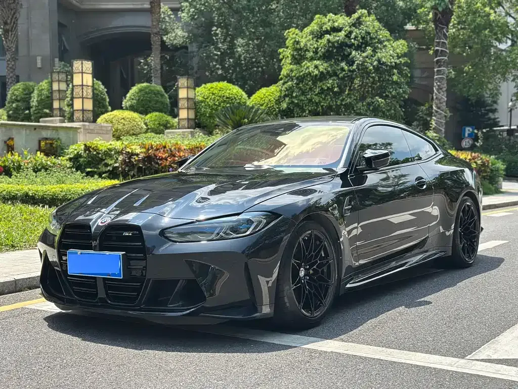 2023 BMW M4 Coupe
