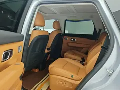 2024 Leapmotor C16 EREV 200 Premium — фото 11