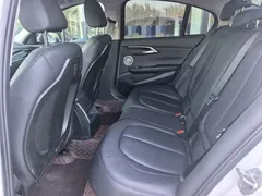 2022 BMW 1 Series 120i M Sport, белый — фото 12