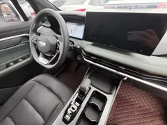 2023 Geely Haoyue L 2.0T DCT Luxury, белый — фото 13