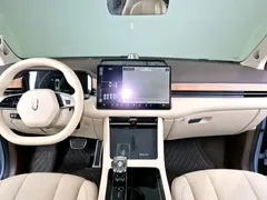 2024 Aito M7 1.5T RWD Smart Driving Ultra 5-seat, синий — фото 7