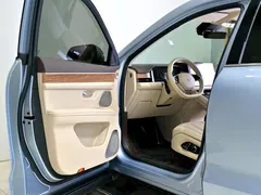 2024 Aito M7 1.5T RWD Smart Driving Ultra 5-seat, синий — фото 18