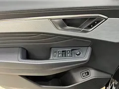 2021 Volkswagen Talagon 330TSI 2WD Luxury, синий — фото 27