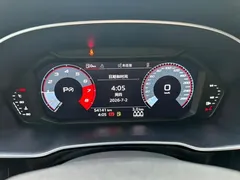 2022 Audi Q3 35 TFSI Sport — фото 8