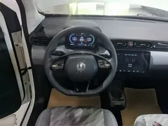 2024 Leapmotor T03 EV 310 Comfort, белый — фото 11