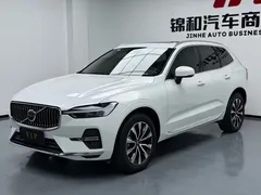 2023 Volvo XC60 4WD Luxury, белый — фото 1