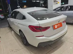 2021 BMW 6 Series GT 630i M Sport Grand Tourer, белый — фото 2
