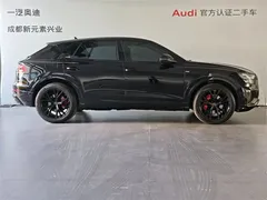 2022 Audi Q8 55 TFSI Luxury Dynamic, чёрный — фото 3